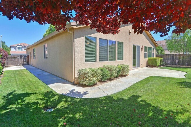 Building Photo - 1996 St Patrick Ln