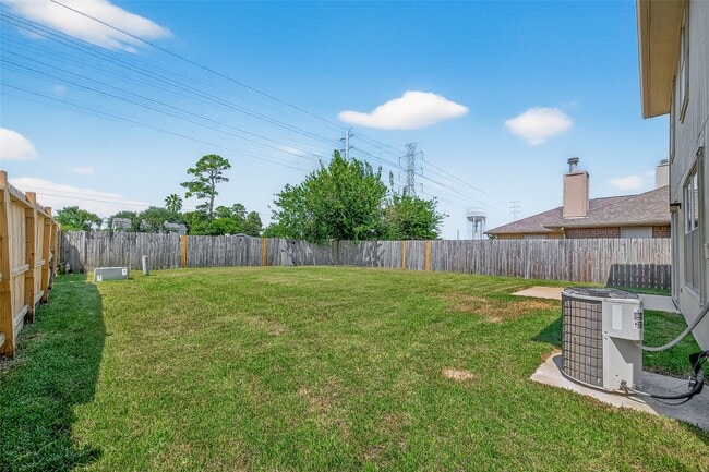 Building Photo - 1107 Pennygent Ln