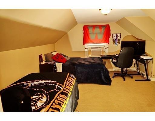 Building Photo - 13 Munroe Ave