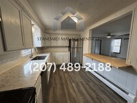 Building Photo - Well Maintained 4 Bedroom Single Family Home for Rent on Elm St, Fairfield