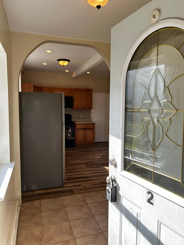 Building Photo - 361 Warren Ave