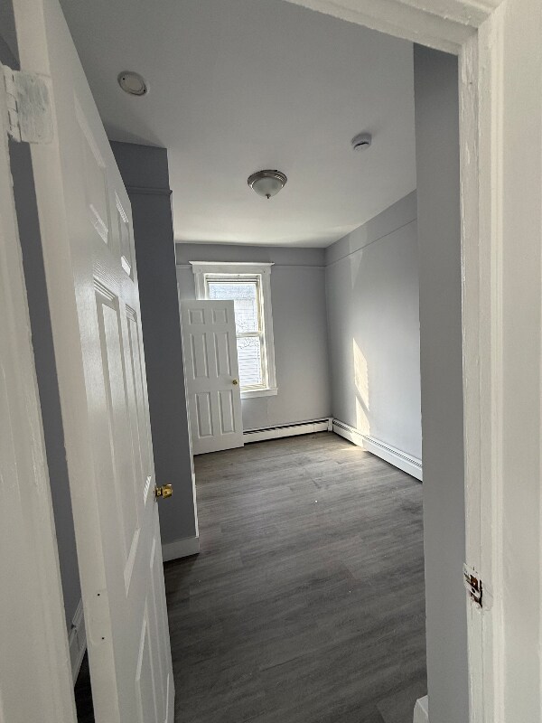 Building Photo - 190 Ackerman Ave