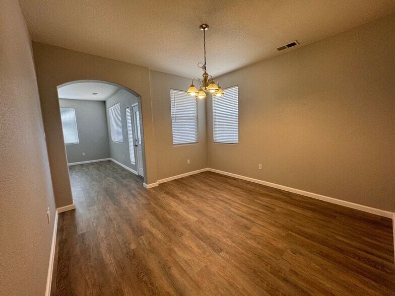 Building Photo - 1504 Montiano Loop SE