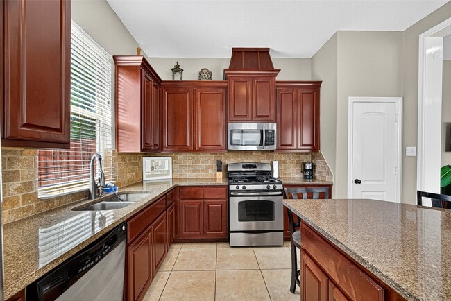 Building Photo - 110 Cheswood Manor Drive