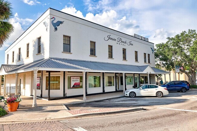 Building Photo - 1838 SE Genaro Terrace