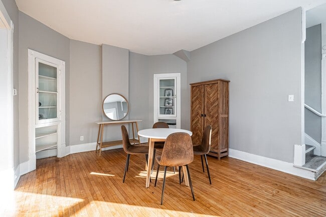 Building Photo - Rare Frederick Townhouse Unit - across from Whole Foods, St. Mary's, Bradford Beach