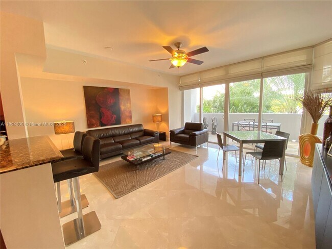Building Photo - 333 Las Olas Way