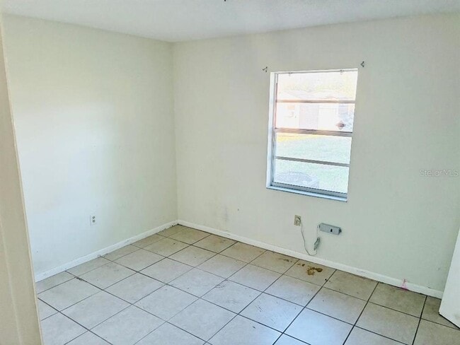 Building Photo - 6031 Crafton Dr