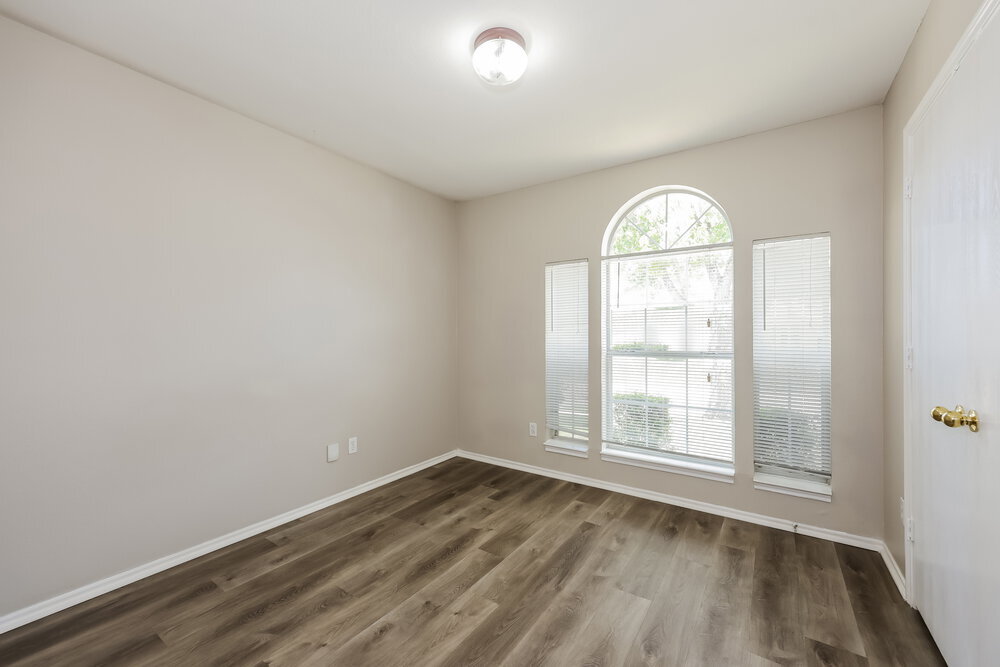 Building Photo - 7321 Ashbourne Way