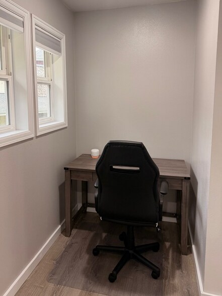 Building Photo - 10635 Woodchuck Ln SE