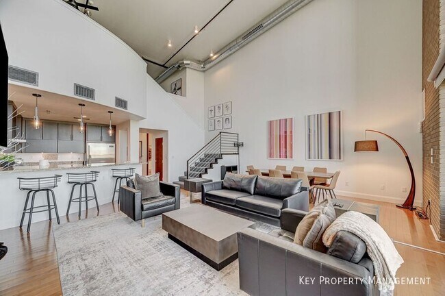 Building Photo - 11441 Allerton Park Dr