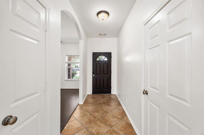 Building Photo - 26151 Travis Brook Dr