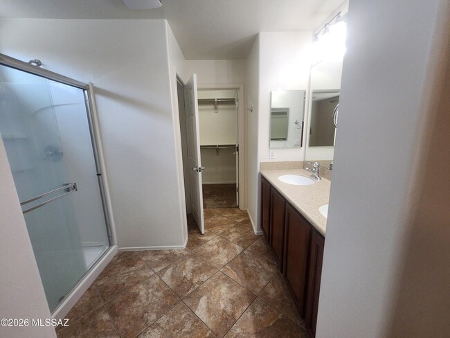 Building Photo - 10615 E Native Rose Trail