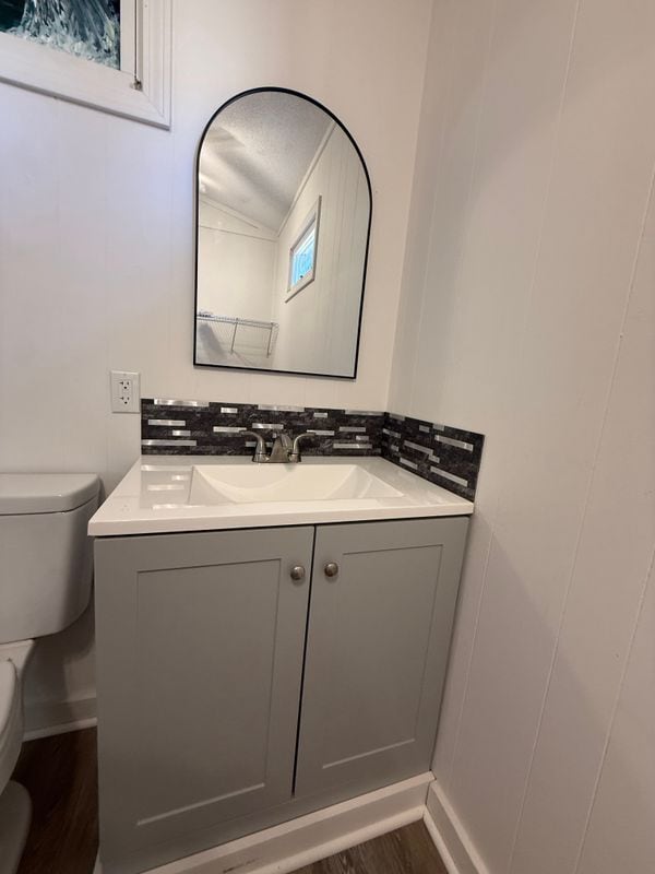 Building Photo - 1720 Aztec St