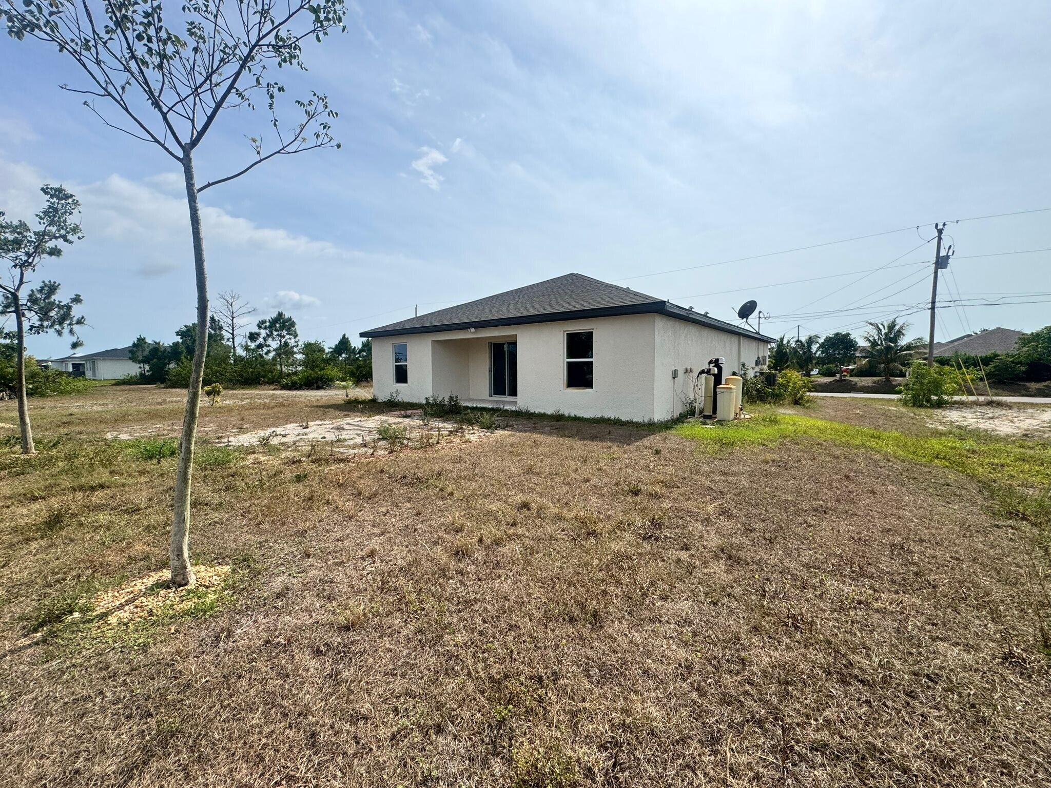 Building Photo - 2115 NW 24th Pl