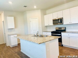 Building Photo - 3202 Lamoka Lk