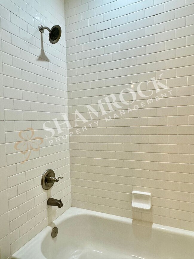Building Photo - Beautiful 3/2 in Lakeland Meadows!