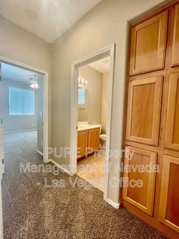Building Photo - 10445 Orchard Ladge St