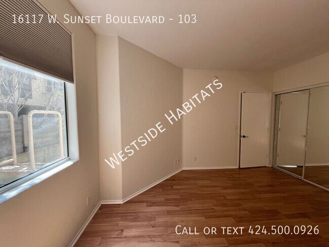 Building Photo - 16117 W Sunset Blvd
