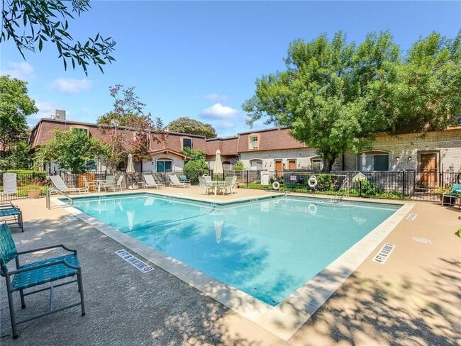 Building Photo - 7801 Shoal Creek Blvd