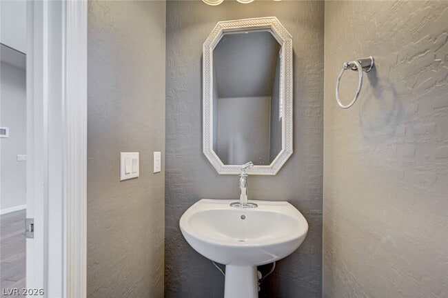 Building Photo - 11234 Almador Vista Ct