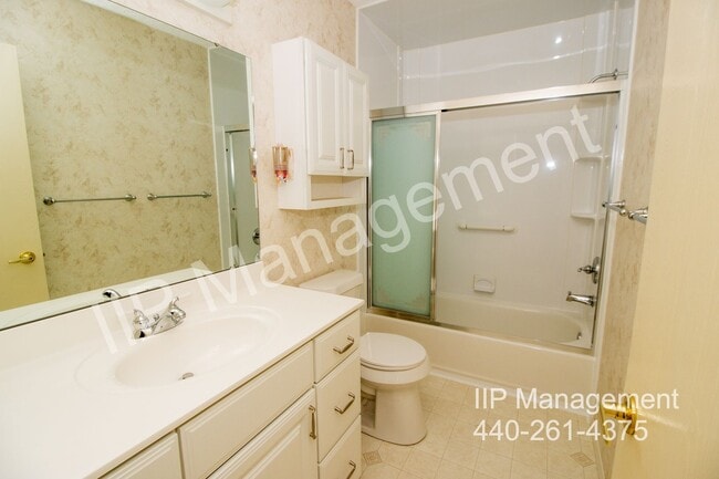 Building Photo - 10247 Danvers Dr