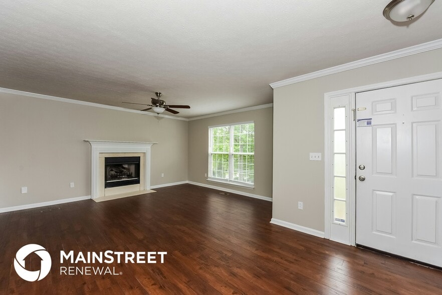 Building Photo - 102 Bentree Ct