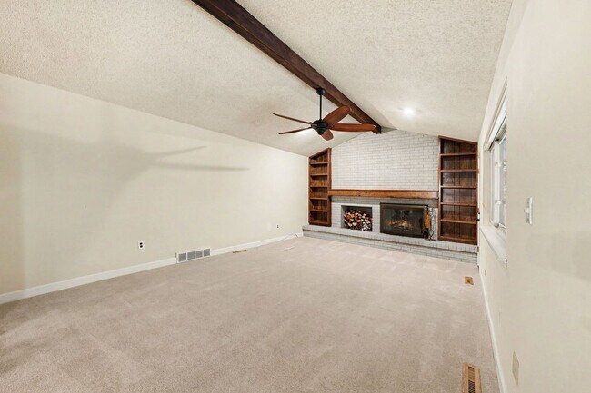 Building Photo - 7980 S Harrison Cir