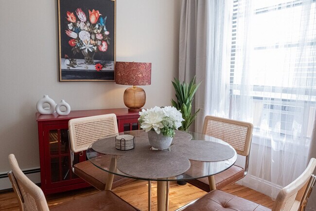 Building Photo - 234 W 112th St