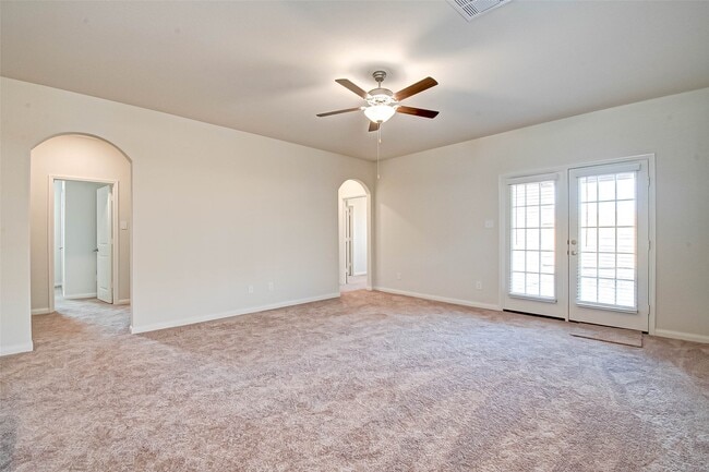 Building Photo - 28065 Irving Dr