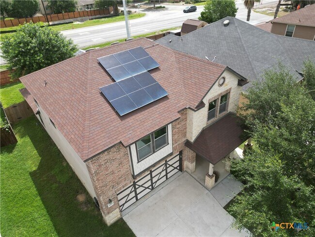 Primary Photo - 208 Gatewood Clf