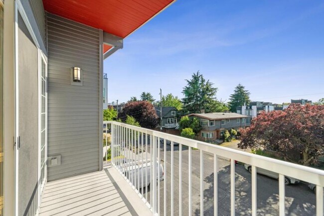 Building Photo - 1 bedroom in Seattle WA 98102