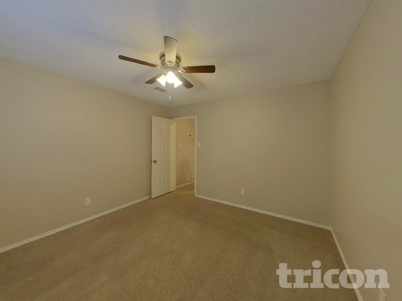 Building Photo - 837 Globe Ave