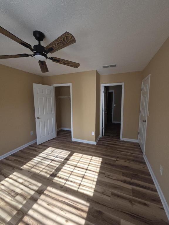 Building Photo - 1465 Stoneleigh Way