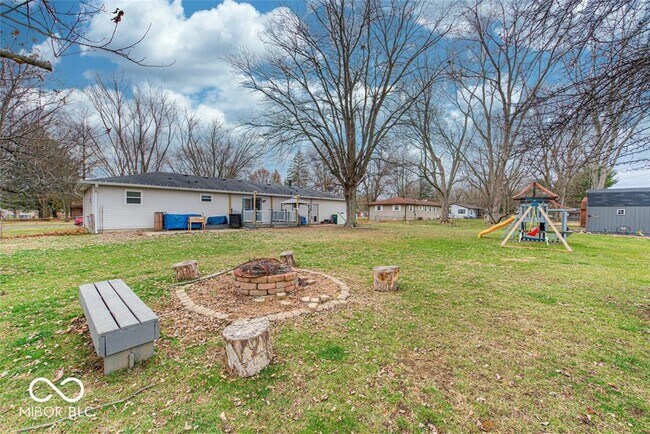 Building Photo - 7274 Kimberly Ln