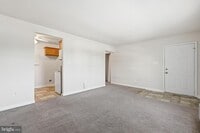 Building Photo - 300 E Furman Dr