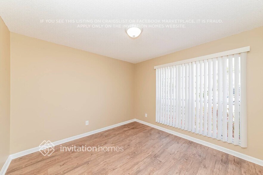 Building Photo - 4635 Sanibel Way