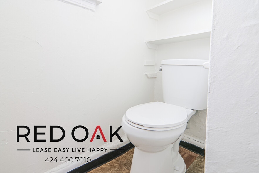 Building Photo - 5830 La Mirada Ave