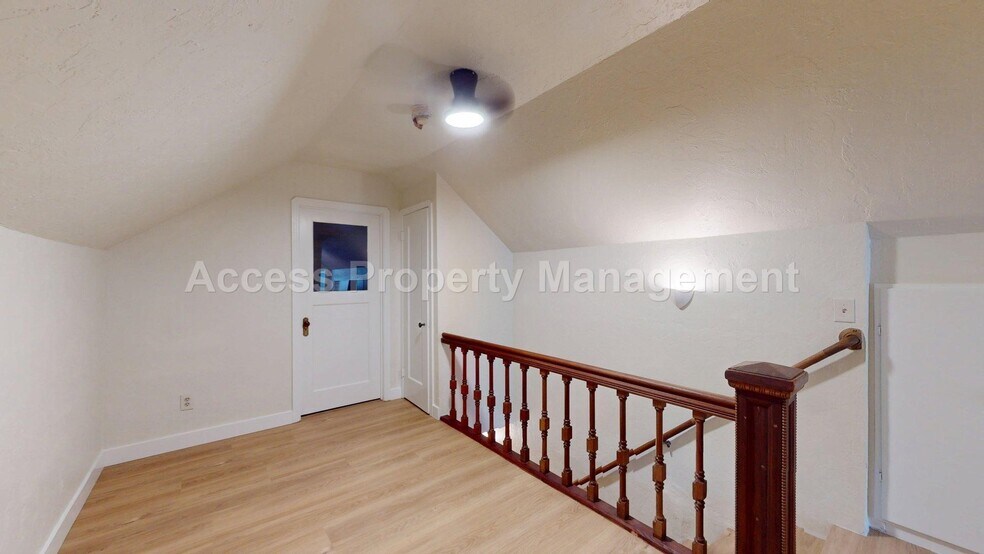 Building Photo - 1200 Sycamore St