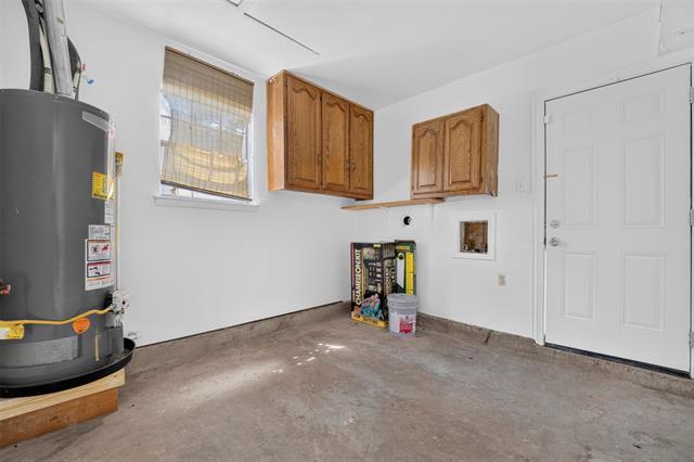Building Photo - 909 Rosewood Hills Dr