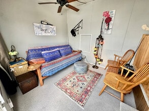 Building Photo - 822 Nettles Blvd