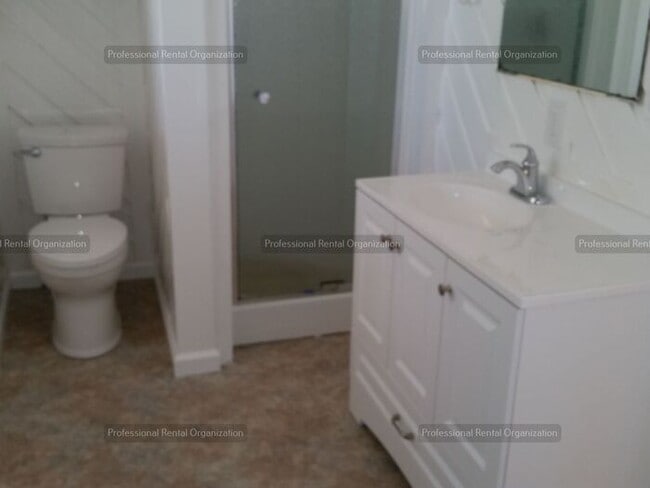 Building Photo - Coming Soon: Cozy Studio Cottage in Vineyard Setting