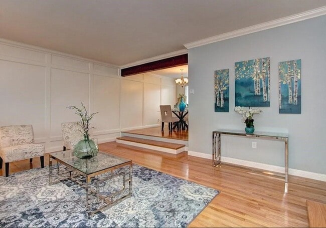 Building Photo - 5954 Sorrel Ave