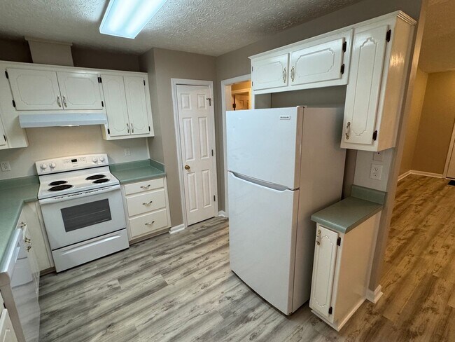Building Photo - Wonderful 3 Bed 2 Bath Home in Covington w...