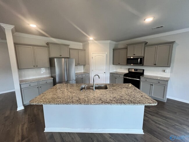 Building Photo - 142 Tango Dr