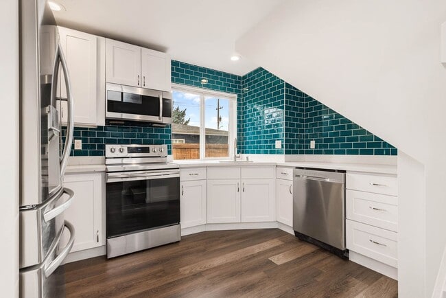 Building Photo - 202 NW 95th St