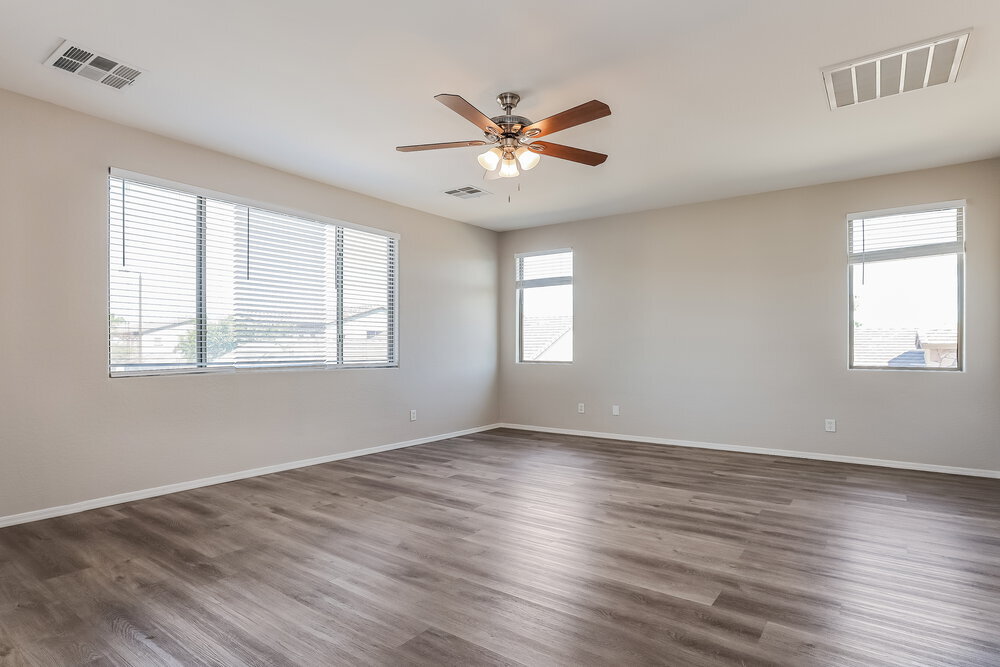 Building Photo - 3151 S Southwind Dr