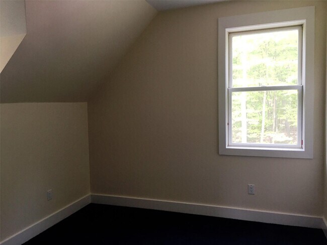 Building Photo - 2130 Hunterbrook Rd