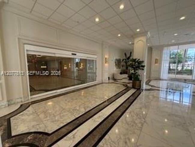 Building Photo - 5600 Collins Ave