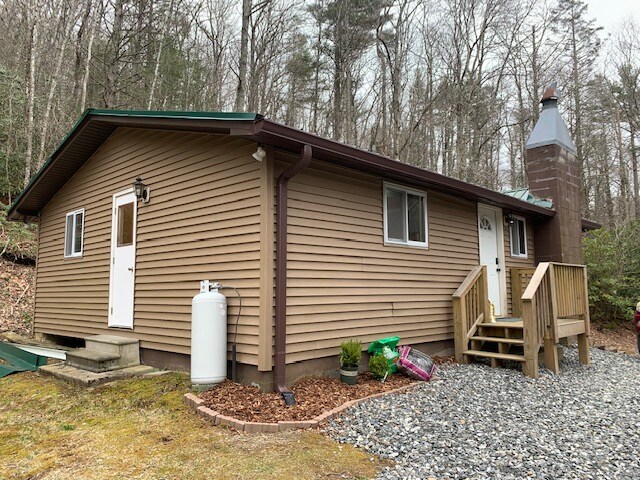 Building Photo - 155 Rocky Maple Ave